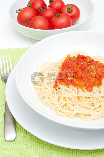 意大利面条营养食物盘子烹饪美食红色图片