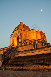 伟大的塔塔瓦切迪卢安寺地标建筑学寺庙天空石头旅行城市宗教热带蓝色图片