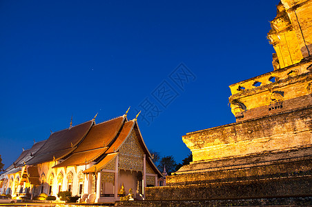 伟大的塔塔瓦切迪卢安寺天空文化蓝色建筑学寺庙石头游客热带历史性历史图片