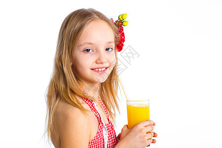 小女孩喝橘子汁的肖像营养橙子快乐幸福果汁稻草女性茶点花蜜孩子背景图片