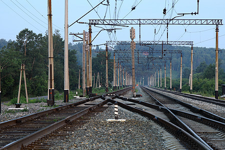 铁路铁轨碎石电线关系交叉路口旅行运输背景图片