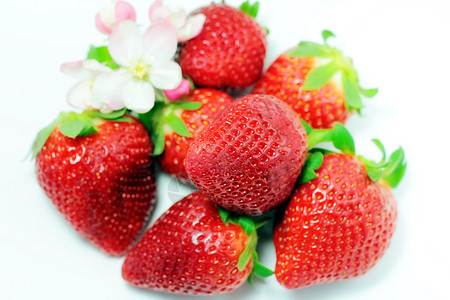 红草莓甜点红色绿色农业浆果植物群食物水果营养花园图片
