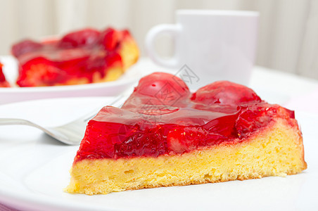 草莓蛋糕甜点盘子明胶白色红色面包水果食物美食糕点图片