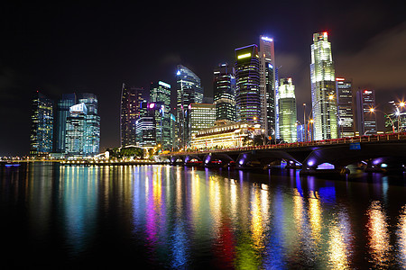 新加坡夜间城市地标摩天大楼建筑天际市中心办公室景观中心金融图片