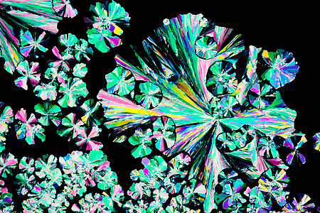 极分光电极酸晶体水晶极化显微照片冥想添加剂实验彩虹科学显微镜图片