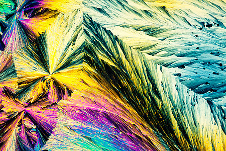 极化光线下苯甲酸晶体显微镜结晶化学品彩虹水晶添加剂魔法微晶显微科学图片