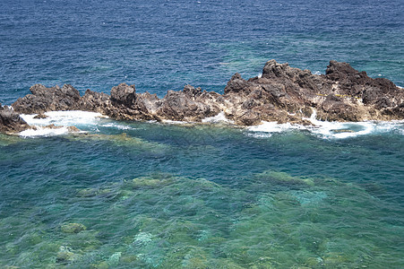 马 提拉旅行波浪悬崖水池山脉旅游海洋海岸小岛火山图片