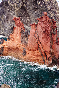 马 提拉旅游水池旅行小岛泡沫波浪岩石山脉悬崖火山图片