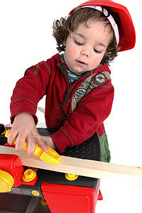 小男孩玩建筑工建设者帽子建造男性身体木头工人工具集头盔塑料图片