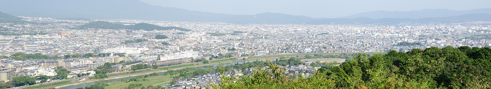 林山全景树木城市房屋景观建筑地标风景绿色旅行建筑学图片