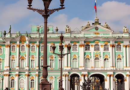 俄罗斯 冬季宫正方形旅行游客建筑学风格艺术城市白色博物馆历史图片