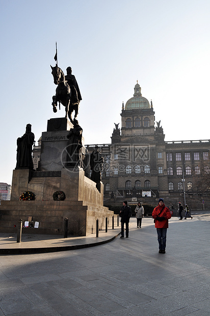 德累斯顿Zwinger宫旅行观光风景蓝色房屋画廊历史性游客中心建筑图片