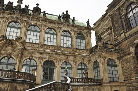 德累斯顿Zwinger宫建筑风景艺术房屋游客雕塑历史性城市观光博物馆图片