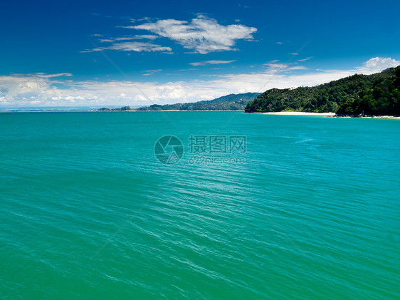 新西兰附近绿石水域图片