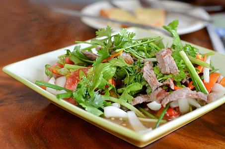 辣辣食品红色草药洋葱食物香料叶子绿色午餐牛肉蔬菜图片