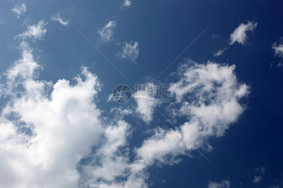 蓝天空背景天空臭氧气候环境柔软度天气气象云景蓝色场景图片