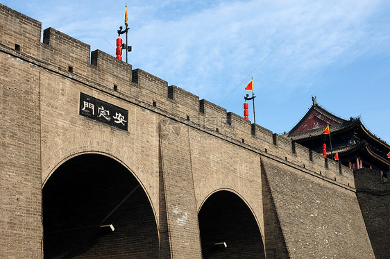 西安城墙历史性观光城市红色建筑学历史灯笼地标旅行天空图片