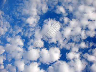 云天气多云天堂气候白色乌云蓝色天空生长青色图片