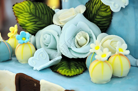 鲜花蛋糕糕点玫瑰圆形花束派对甜点花朵婚礼奶油庆典图片