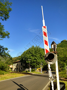 跨铁路横图片