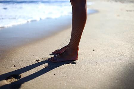 海洋上见蓝色女士生活脚趾身体女性冲浪女孩波浪皮肤图片