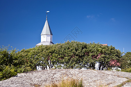 卡列约恩渔村教堂牧歌白色尖顶蓝色房屋岛屿群岛村庄图片