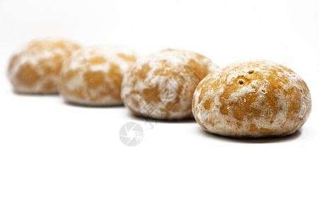 白色背景的姜饼圆形糕点糖果面团面粉作品食品饼干食物背景图片
