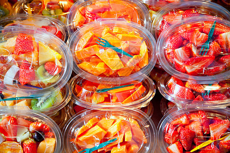 彩色水果沙拉 透明眼镜店铺饮食热带甜点维生素营养早餐奇异果塑料橙子图片