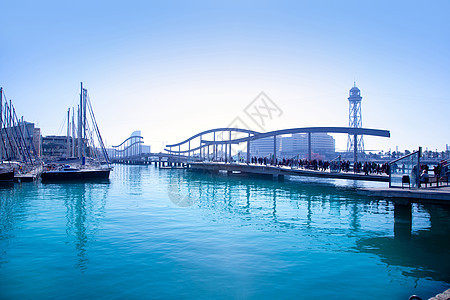 巴塞罗那港口码头加桥桥支撑蓝色地标大都会旅游电话景观港口商业城市图片