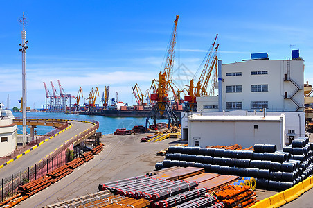 海上商业海港货运建筑航海金属天空出口码头黄色船运加载图片