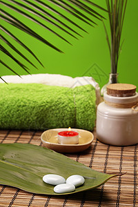 斯帕和美 芳香和油身体蜡烛浴室奢华皮肤肥皂石头绿色产品温泉图片