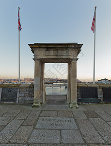 联合王国普利茅斯Mayflowen 步骤Arch旅行拱道历史性脚步清教徒历史纪念碑图片
