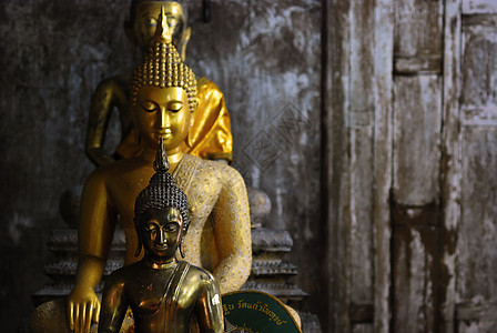 buddha 不丹布丁金子黄色宗教历史信仰金属木头雕塑图片
