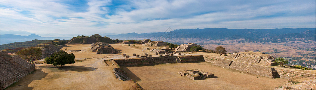 墨西哥蒙特阿尔本圣地的全景图金字塔城市石头古物寺庙废墟考古古董考古学图片