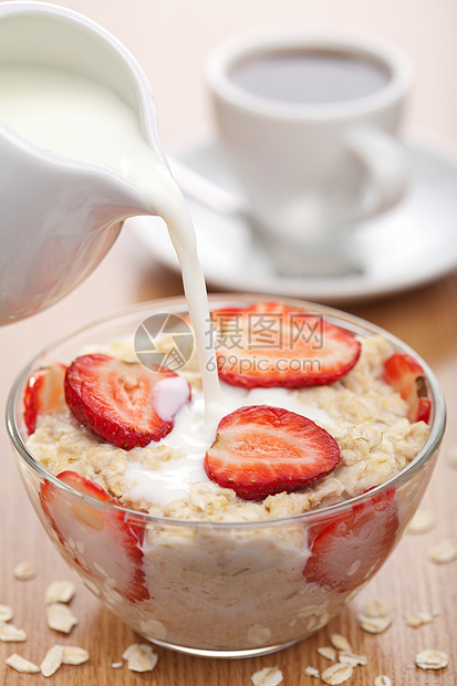 谷物新鲜草莓饮料水果早餐美食牛奶麦片小吃食物蔬菜甜点图片