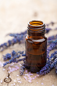 基本油类和熏衣草花紫色芳香草本植物皮肤温泉卫生药品按摩蓝色护理图片