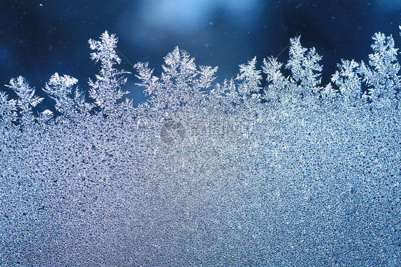 冰霜窗口玻璃火花农村天蓝色霜花青色宏观雾凇冰柱蓝色图片