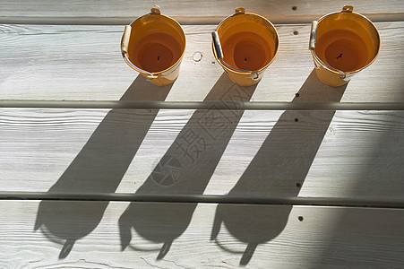 木地板上的阴影筷子风格建筑学金属装饰橙子木头建筑工具线条图片