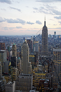 日落时纽约市天梯摩天大楼天空景观全景港口帝国工作旅行商业地标图片