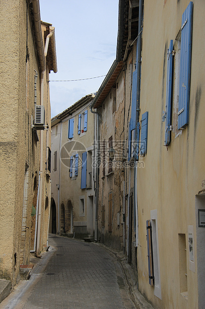 普罗旺斯村街石头住宅街道百叶窗文化窗户建筑学房子快门蓝色图片