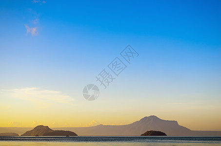 塔拉尔湖风景银行卡橙子日出蓝色天空农村图片