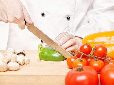 厨师准备沙拉香料厨房黄色饮料行业菜刀白色食品蔬菜职业图片