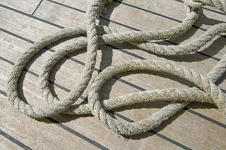 甲板上的绳索水平灰色航行编织血管航海电缆纺织品海洋条纹图片