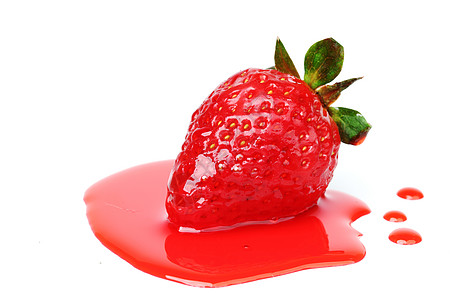 糖浆中的草莓花园果味茶点浆果水果宏观甜点早餐液体果实图片