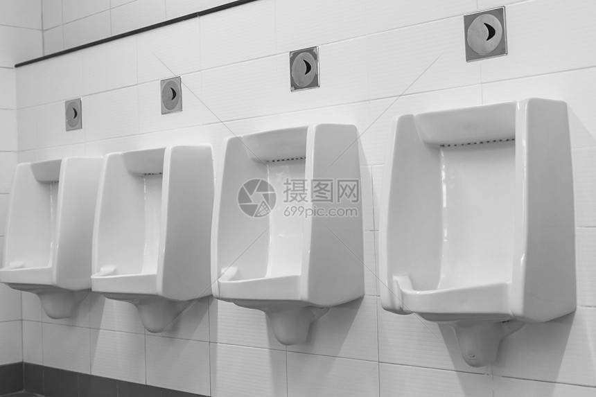 公共厕所房间地面男人小便池洗手间卫生间摊位公用事业男士民众图片