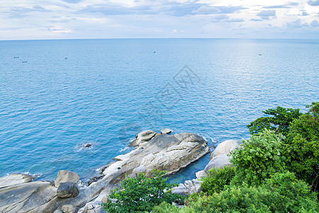 泰国高山水岛 海上岩石堆积如山情调蓝色海洋假期旅行酒店海湾巨石天空棕榈图片