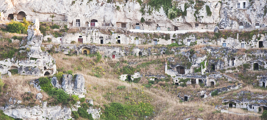 萨西在马泰拉地标全景风景洞穴建筑场景旅游遗产房子岩石图片