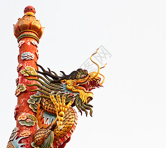 中国风格的龙雕像寺庙刺刀蓝色传统信仰力量节日宗教财富天空图片