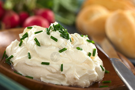 新鲜奶油奶酪面包早餐韭菜水平盘子白色萝卜包子奶制品传播图片