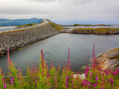 大西洋公路天空地标峡湾旅行海洋全景纪念碑悬崖蓝色交通图片